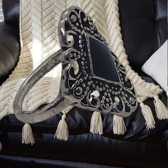 .👣4/$20. Silver Tone Ring with Black Resin Center Accent Stone - Picture 3 of 5